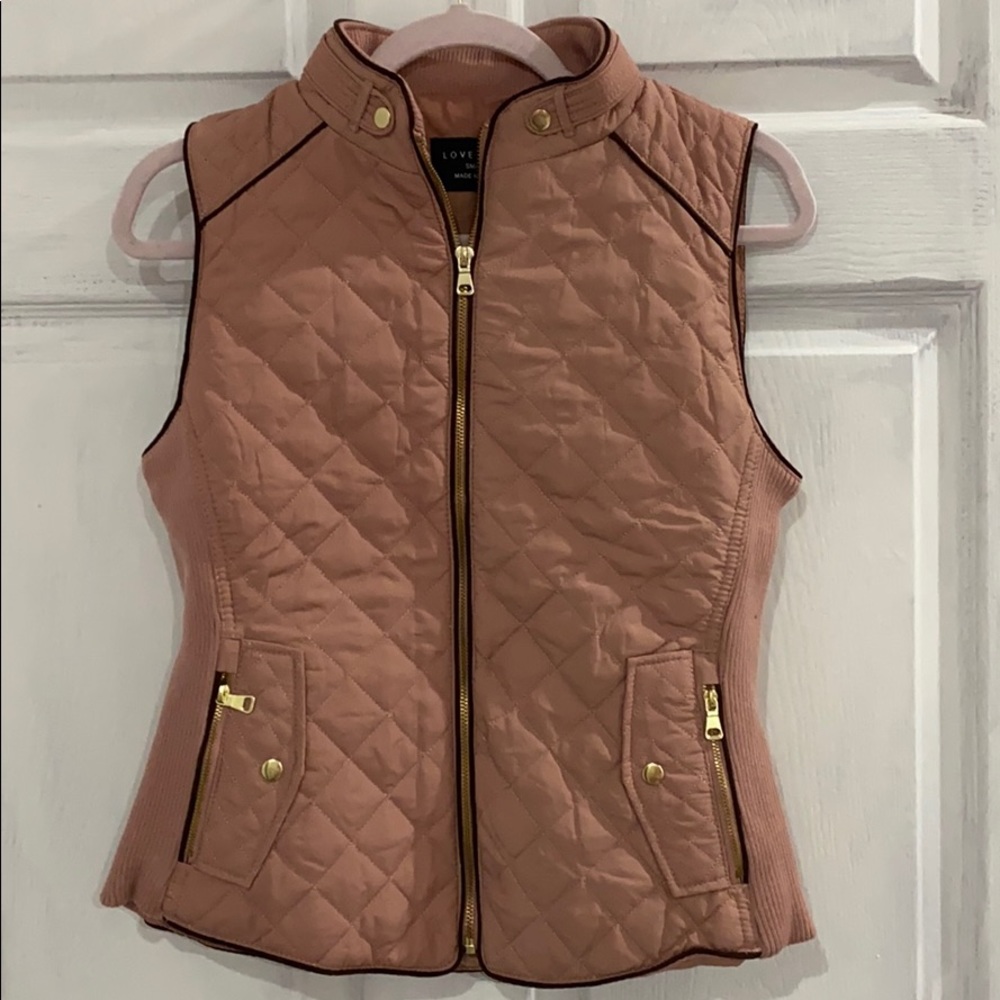 Women’s Lightweight Quilted Vest